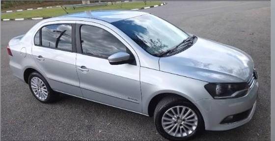 VOLKSWAGEN VOYAGE 1.6 MI HIGHLINE 8V FLEX 4P AUTOMATIZADO